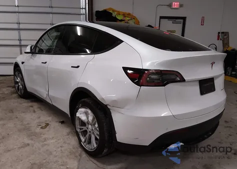 2022 Tesla Model Y Long Range Dual Motor All-Wheel Drive from USA, damaged, VIN 7SAYGDEE9NA012151